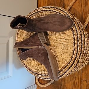 Vaneli Henson Stretch Suede Ankle Boots